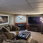 Cabin On The Water In The Poconos Relax @ The Lake