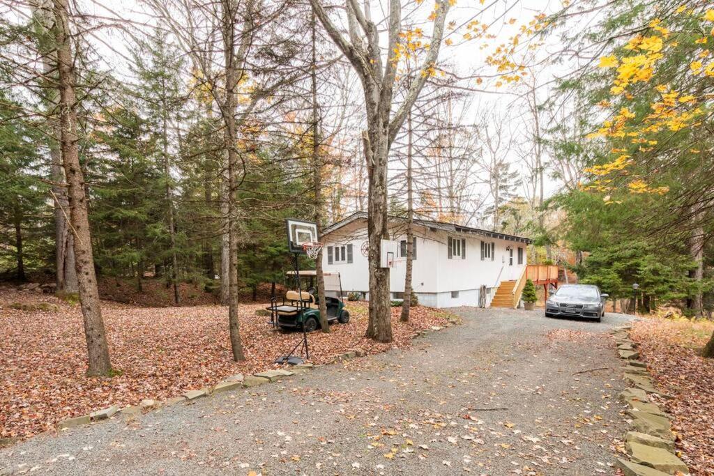 Holiday home On The Water In The Poconos Relax @ The