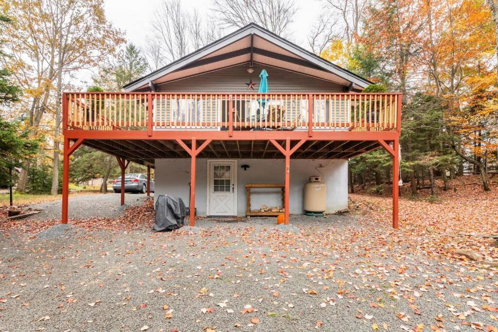 Holiday home On The Water In The Poconos Relax @ The *
