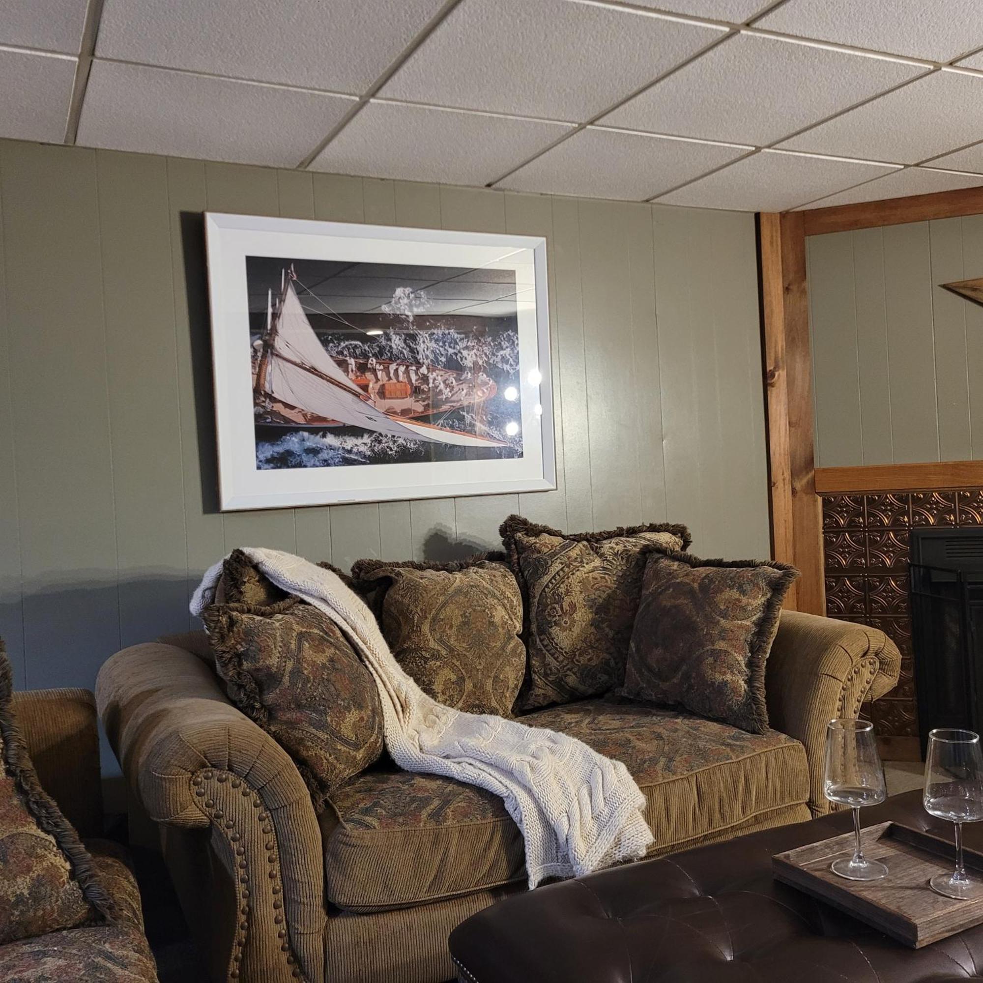 On The Water In The Poconos Relax @ The *